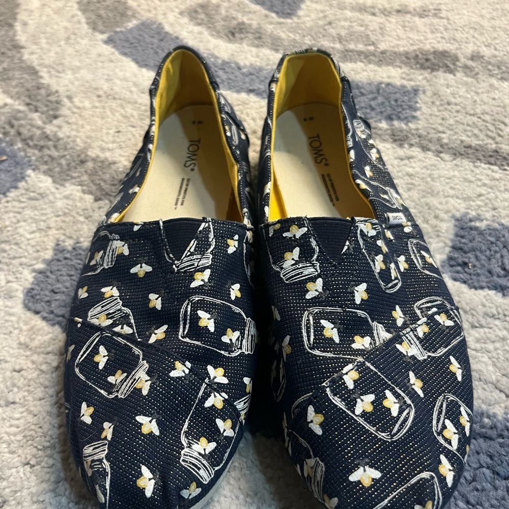 Toms Black and Yellow Bee Print Slip-Ons - Picture 6 of 6